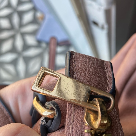 Astrology crossbody - Picture 7 of 7